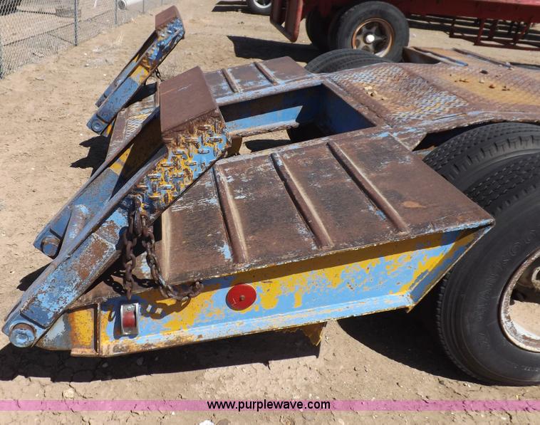 image for item F8738 1981 Load King gooseneck oilfield trailer
