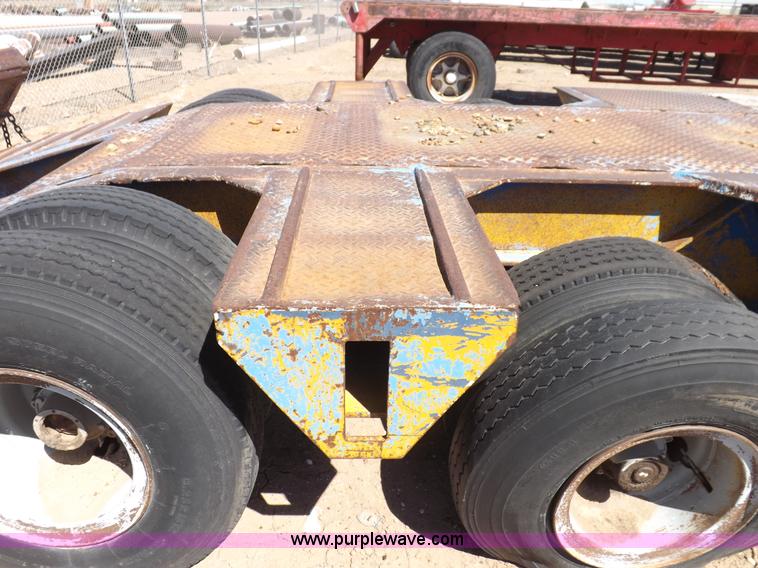 image for item F8738 1981 Load King gooseneck oilfield trailer