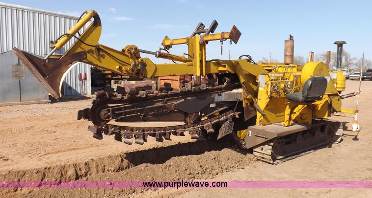 image for item F8760 Vermeer T600C trencher
