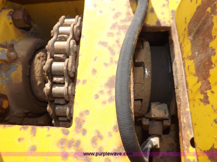 image for item F8760 Vermeer T600C trencher