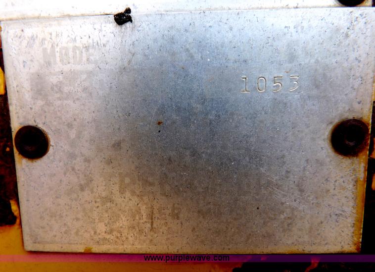 image for item F8760 Vermeer T600C trencher