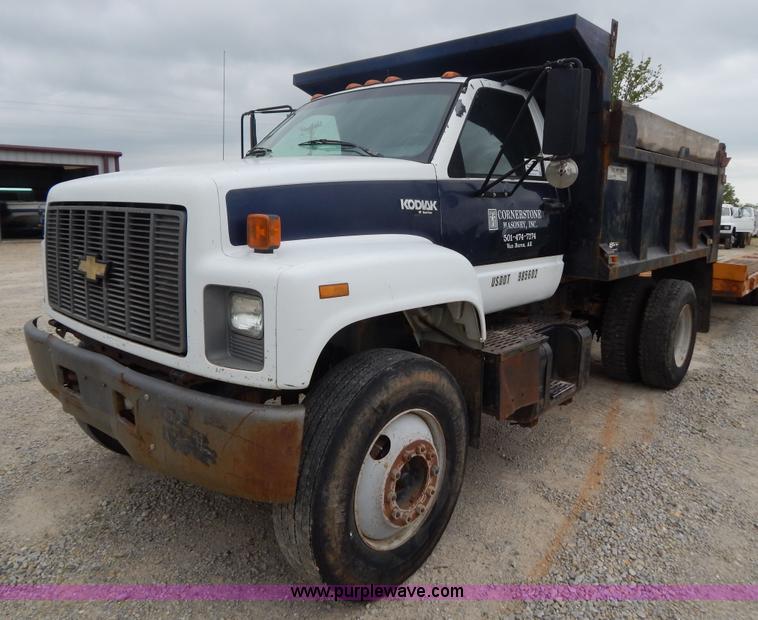image for item G3200 1995 Chevrolet Kodiak dump truck
