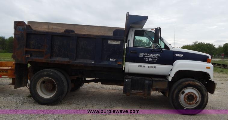 image for item G3200 1995 Chevrolet Kodiak dump truck