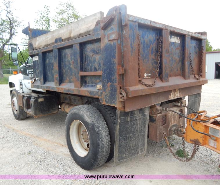 image for item G3200 1995 Chevrolet Kodiak dump truck