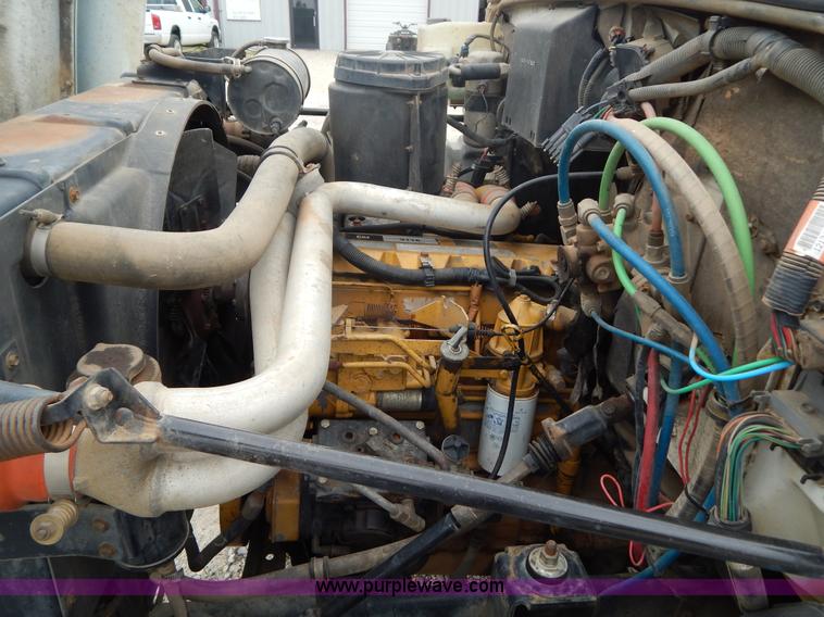 image for item G3200 1995 Chevrolet Kodiak dump truck