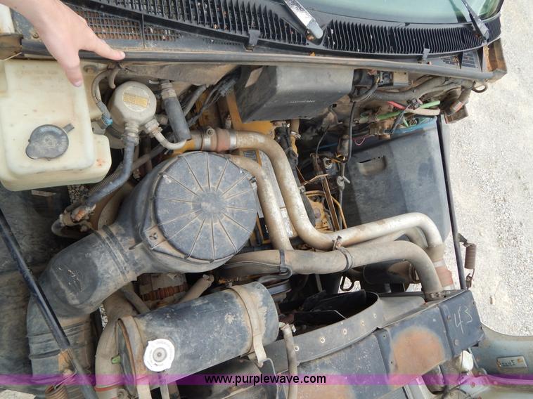 image for item G3200 1995 Chevrolet Kodiak dump truck