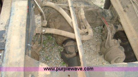 image for item G3200 1995 Chevrolet Kodiak dump truck