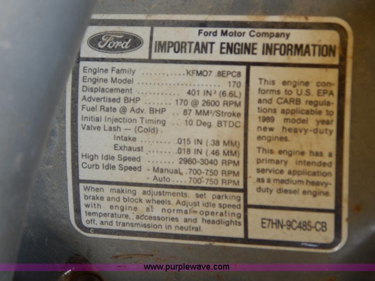 image for item G3202 1990 Ford F800 water truck