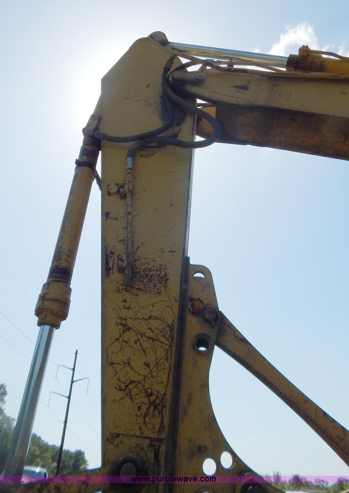 image for item G3261 1995 Caterpillar 320L excavator