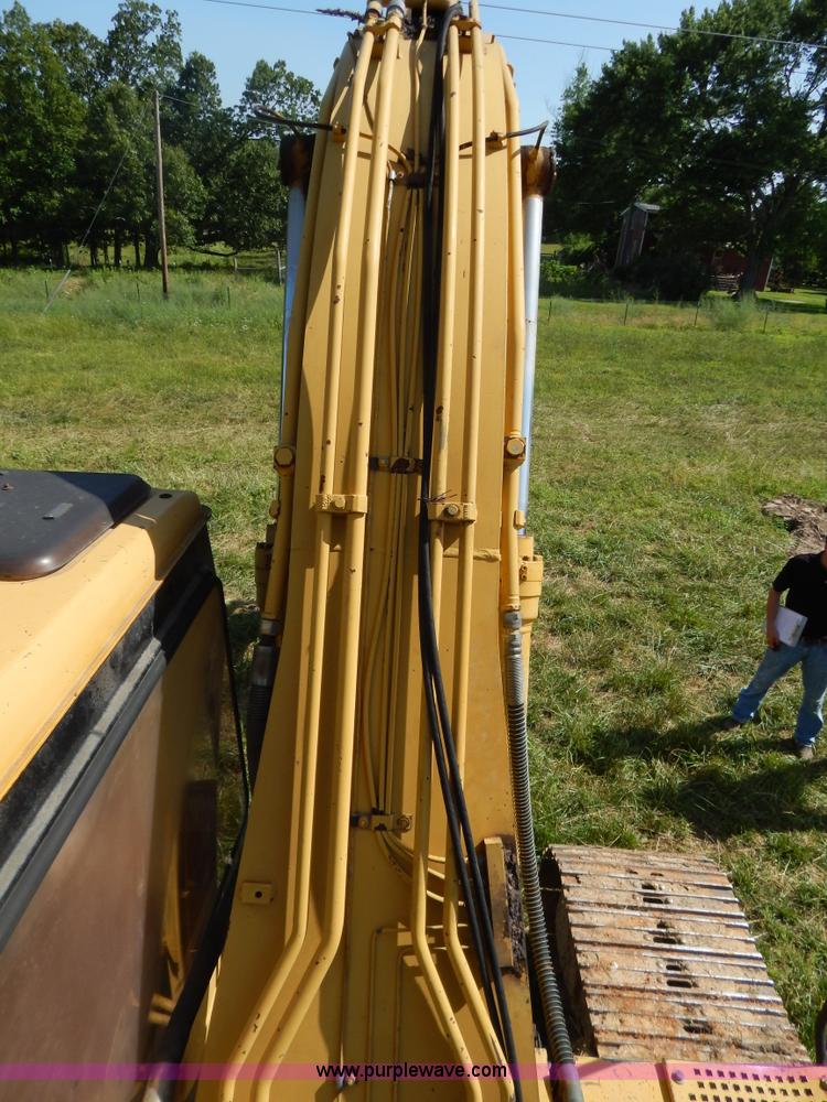 image for item G3261 1995 Caterpillar 320L excavator