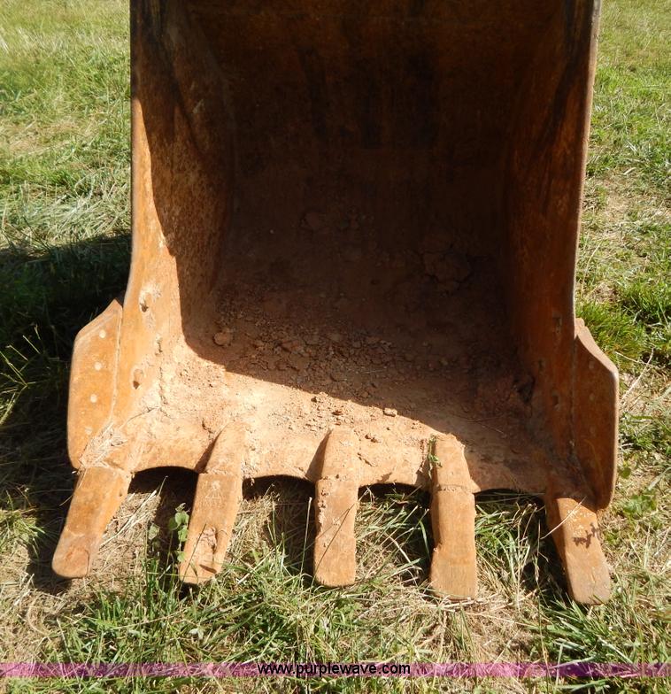 image for item G3261 1995 Caterpillar 320L excavator