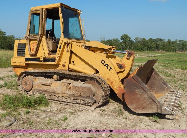 image for item G3262 1985 Caterpillar 953 track loader