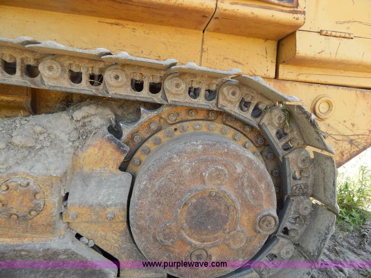 image for item G3262 1985 Caterpillar 953 track loader