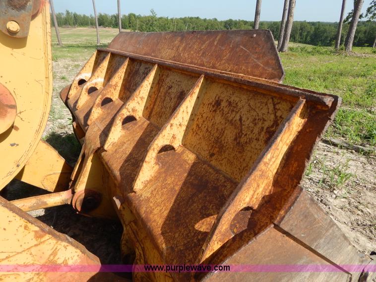 image for item G3262 1985 Caterpillar 953 track loader