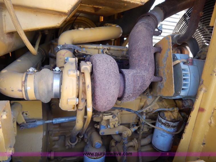 image for item G3262 1985 Caterpillar 953 track loader