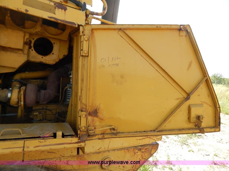 image for item G3262 1985 Caterpillar 953 track loader
