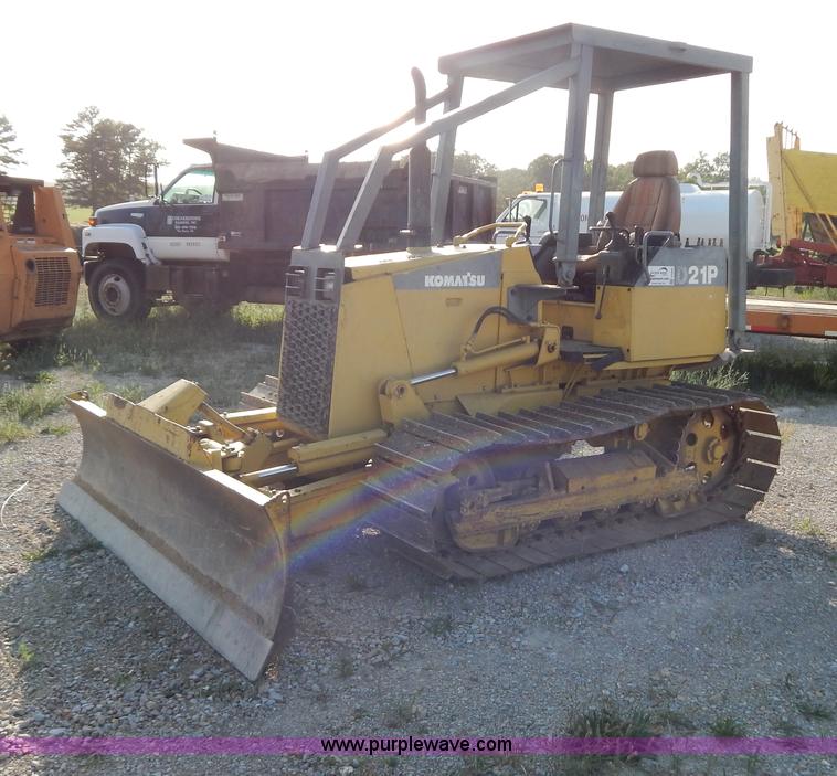 image for item G3263 Komatsu D21P-7 dozer