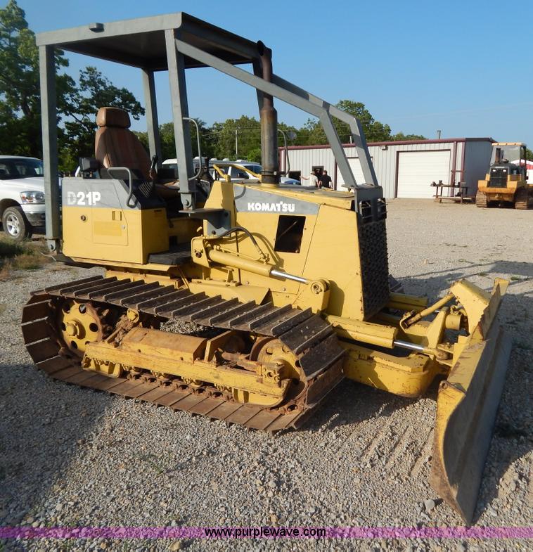image for item G3263 Komatsu D21P-7 dozer