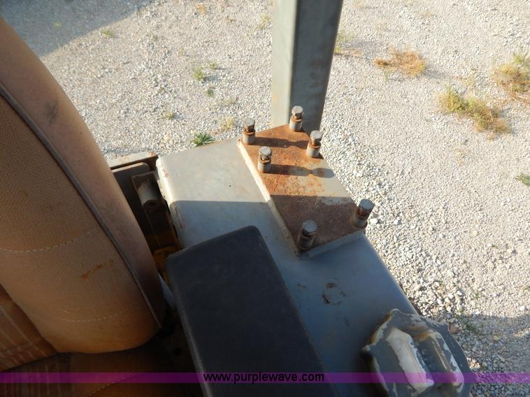 image for item G3263 Komatsu D21P-7 dozer