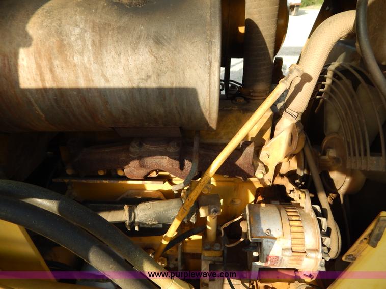 image for item G3263 Komatsu D21P-7 dozer
