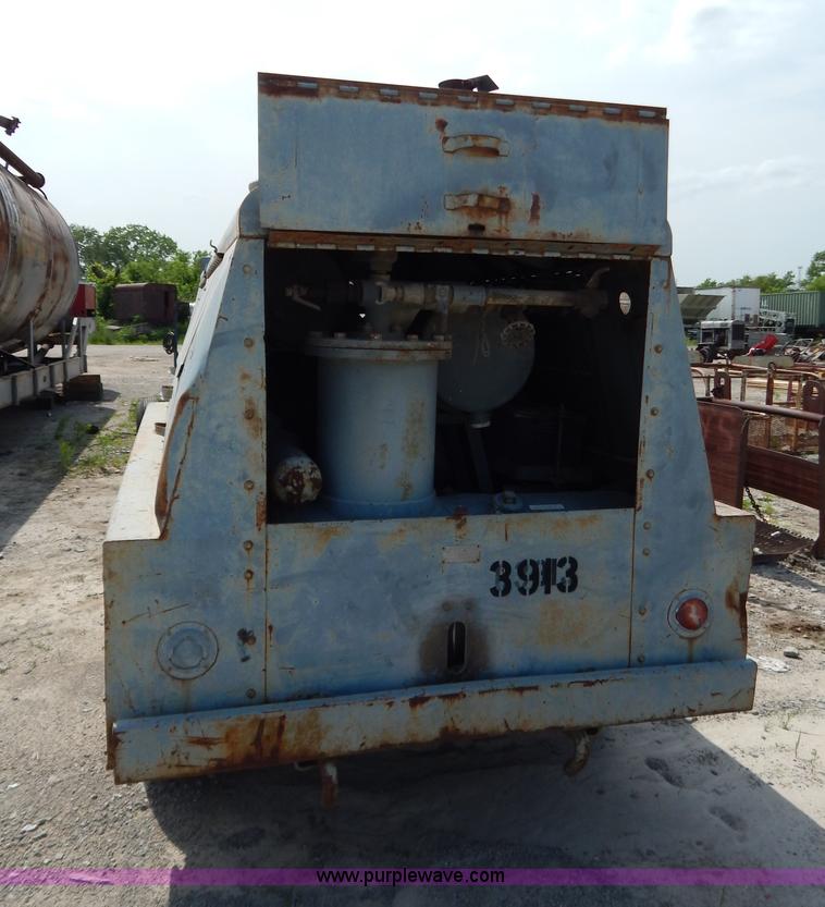 image for item G3277 Gardner Denver SP600DK Roto-Screw air compressor