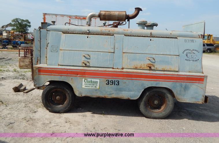 image for item G3277 Gardner Denver SP600DK Roto-Screw air compressor