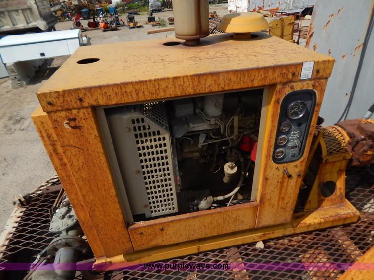 image for item G3280 Approximately 10,000 gallon portable tank