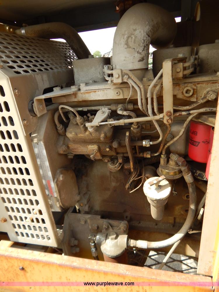 image for item G3280 Approximately 10,000 gallon portable tank