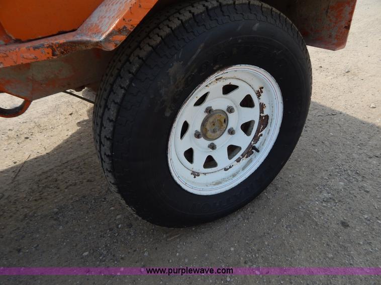 image for item G3282 Broce RC300 broom