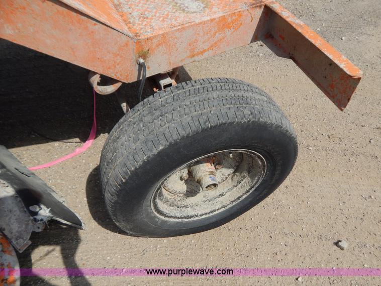 image for item G3282 Broce RC300 broom