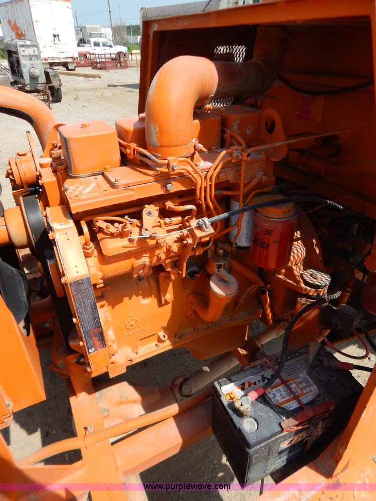 image for item G3282 Broce RC300 broom