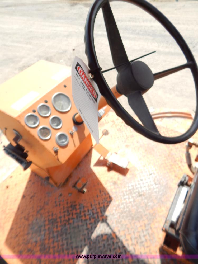 image for item G3282 Broce RC300 broom