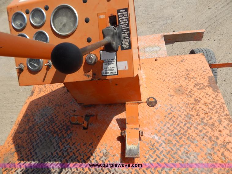 image for item G3282 Broce RC300 broom