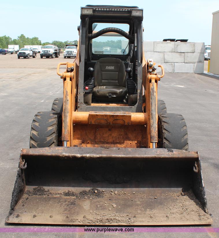 image for item G5059 2008 Case 465 Series 3 High Flow skid steer