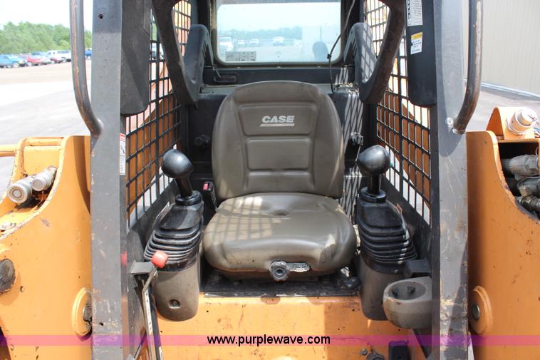 image for item G5059 2008 Case 465 Series 3 High Flow skid steer