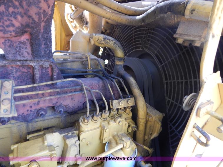 image for item G9500 1977 Caterpillar D6D dozer