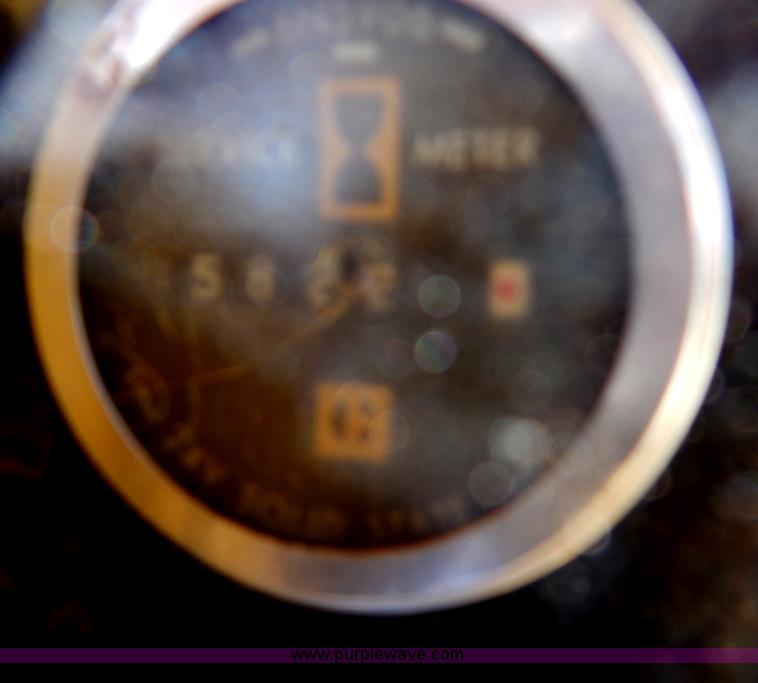 image for item G9500 1977 Caterpillar D6D dozer