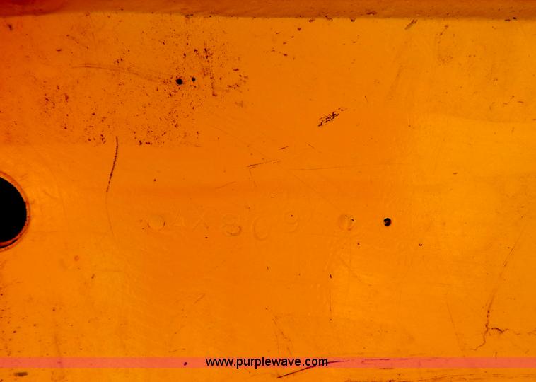 image for item G9500 1977 Caterpillar D6D dozer