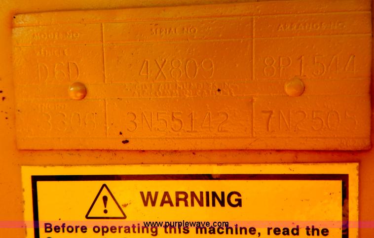 image for item G9500 1977 Caterpillar D6D dozer