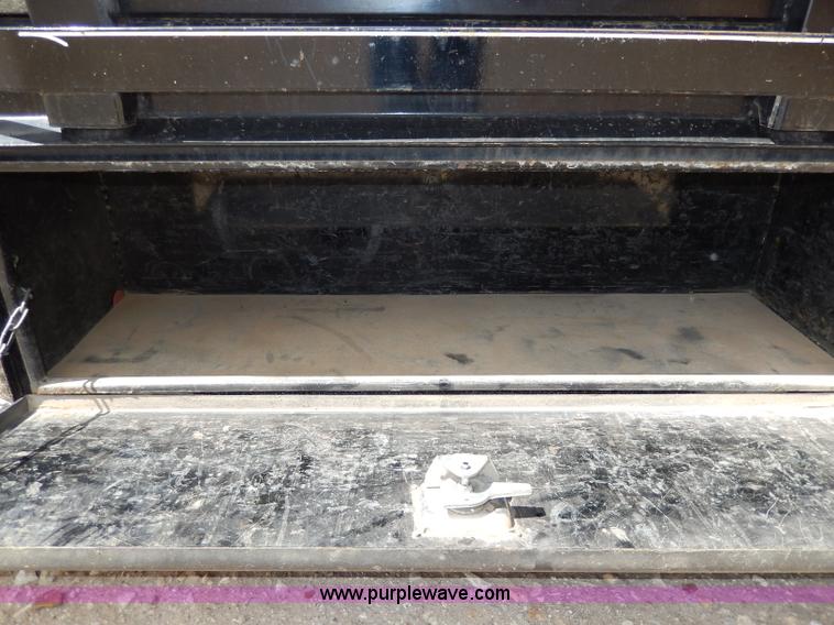 image for item H3048 Flatbed truck bed