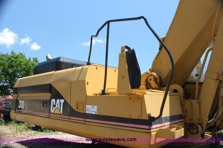 image for item H7463 1994 Caterpillar 330L excavator