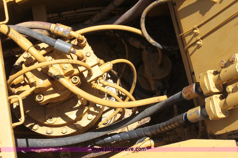 image for item H7463 1994 Caterpillar 330L excavator
