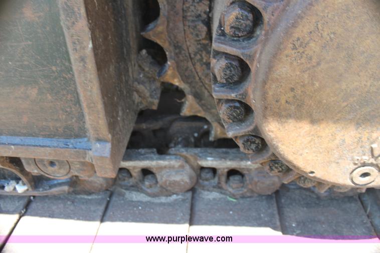 image for item H7463 1994 Caterpillar 330L excavator