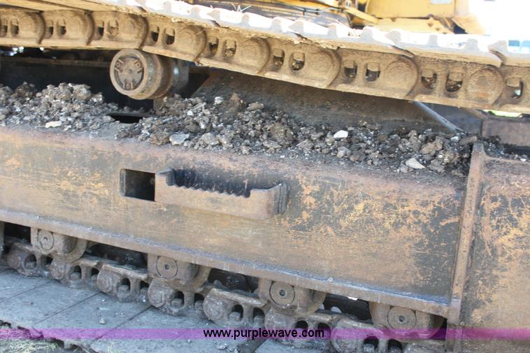 image for item H7463 1994 Caterpillar 330L excavator