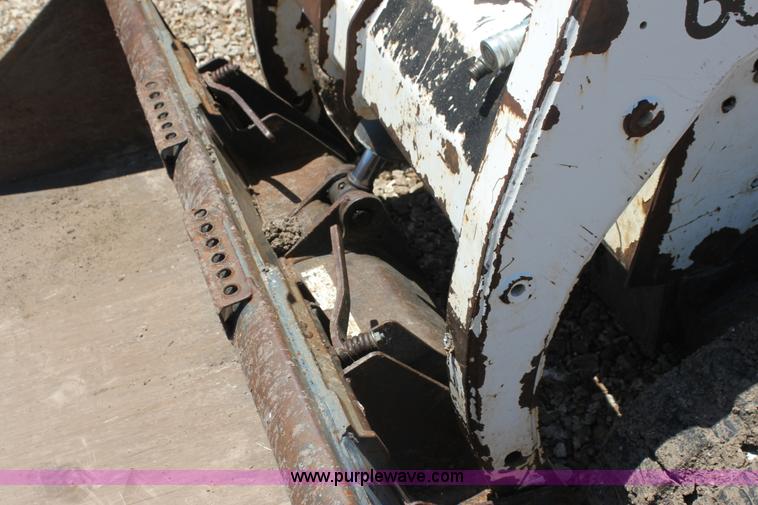 image for item H7465 2000 Bobcat 864 Advantage track skid steer