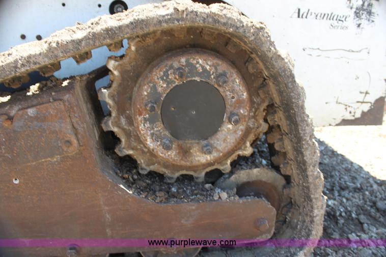 image for item H7465 2000 Bobcat 864 Advantage track skid steer