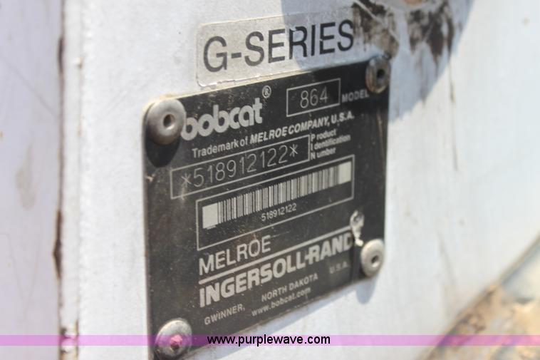 image for item H7465 2000 Bobcat 864 Advantage track skid steer