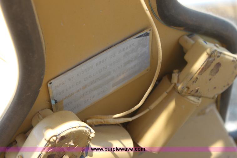 image for item H7466 1980 Galion A550 articulated motor grader