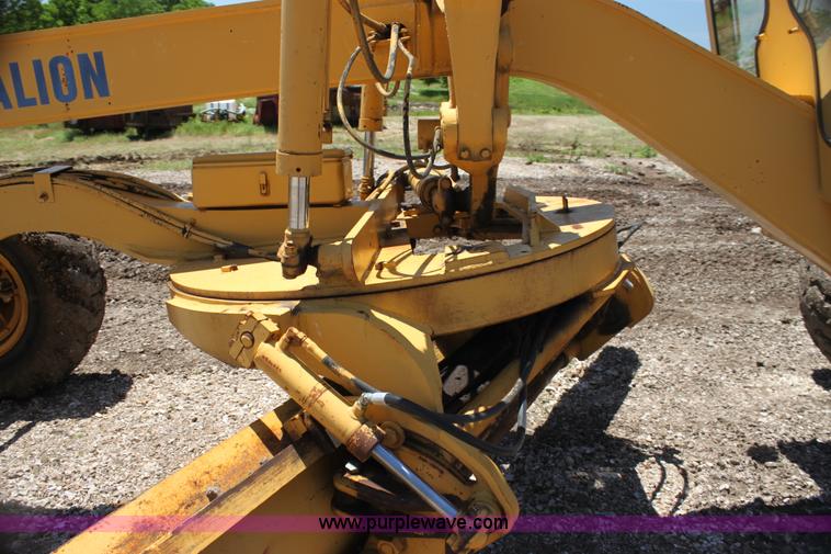 image for item H7466 1980 Galion A550 articulated motor grader