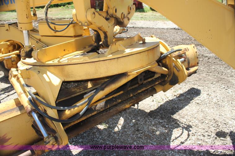 image for item H7466 1980 Galion A550 articulated motor grader